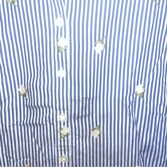 Marc New York Andrew Marc Navy and White Button Down Flower Embroidery Medium - Picture 2 of 6